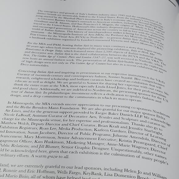 Italian Style - Fashion Since 1945 Edited by Sonnet Stanfill 2014 Hardcover DJ - Picture 10 of 16